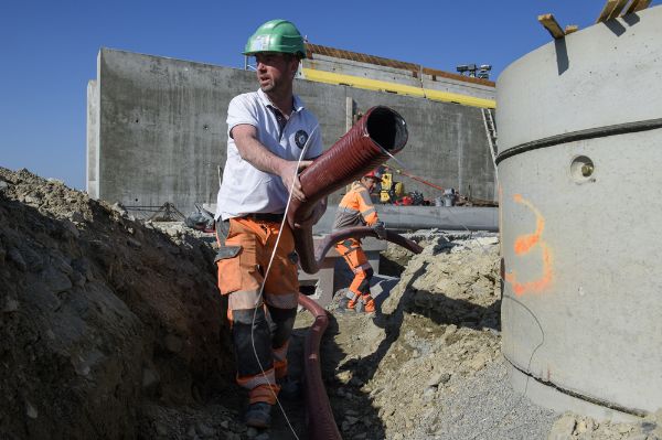 Travail en extérieur en plein soleil